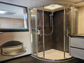 CAMPER TRAILER / MOBIL HOME
