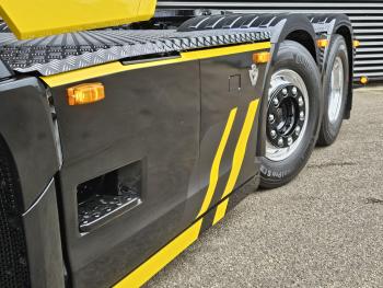 S660 V8 6x2/4 / FULL AIR / RETARDER / SHOW / 24.000 km !