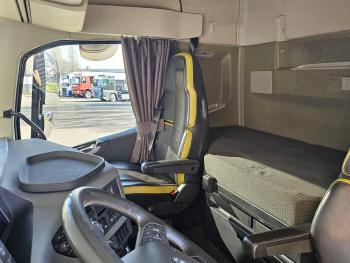 FH16.650 / RETARDER / FULL AIR / NL-TRUCK