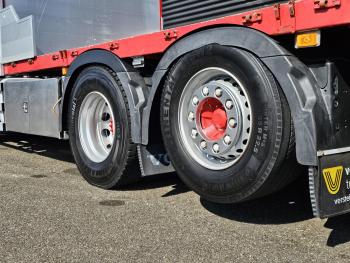 FM500 / 6x2 / HMF 32TM / CRANE/KRAN