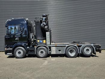 R490 / 8x2 / HMF 85 TM CRANE / WINCH / JIB