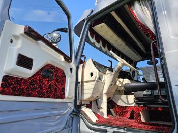 R143M 420 / 6x2-4 / PUSHER / STREAMLINE