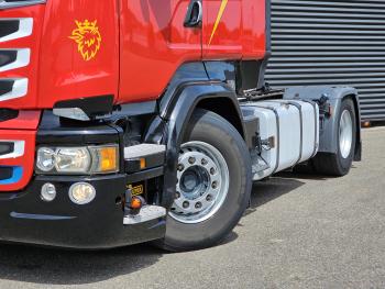 R520 / V8 / 4x2 / 2 TANKS / RETARDER