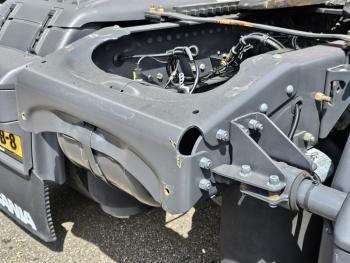 R520 / V8 / 4x2 / 2 TANKS / RETARDER