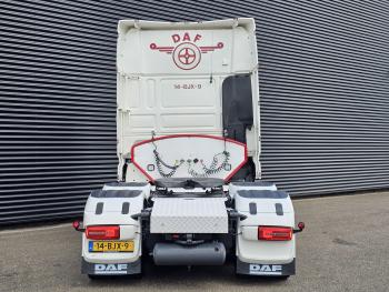 XF480 / 6x2/4 / LIFT STEERING AXLE