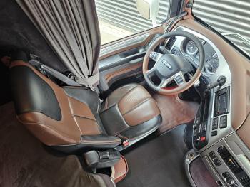 XF480 / 6x2/4 / LIFT STEERING AXLE