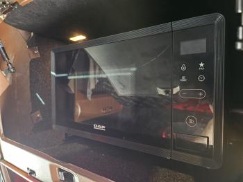 XF480 / 6x2/4 / LIFT STEERING AXLE