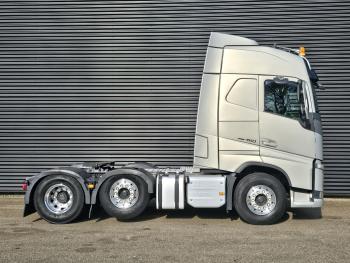 FH460 6x2/4 / NL-TRUCK / NIGHT-AIRCO / 617DKM