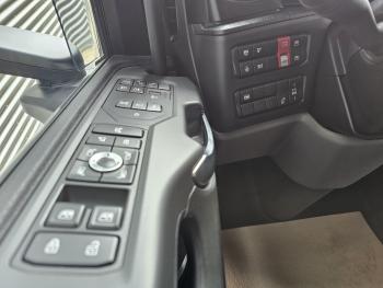 S590 V8 4x2 / RETARDER / FULL AIR / 54DKM