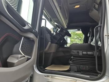 S590 V8 4x2 / RETARDER / FULL AIR / 54DKM