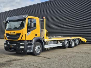 AD320S42 8x2 / RETARDER / WINCH / AUTO-TRANSPORTER
