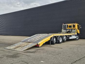 AD320S42 8x2 / RETARDER / WINCH / AUTO-TRANSPORTER
