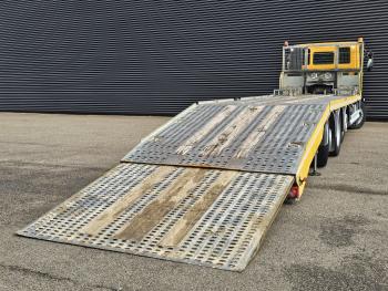 AD320S42 8x2 / RETARDER / WINCH / AUTO-TRANSPORTER