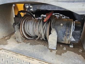 AD320S42 8x2 / RETARDER / WINCH / AUTO-TRANSPORTER