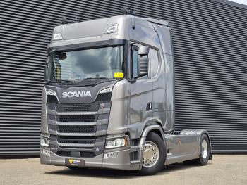 S590 V8 4x2 / HYDRAULIC / RETARDER / PARKING COOLER