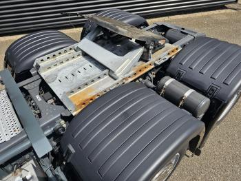 R450 6x2/4 / PUSHER / FULL-AIR