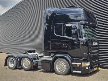 R450 6x2/4 / PUSHER / FULL-AIR