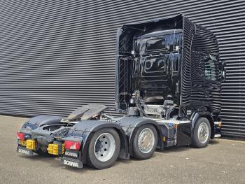 R450 6x2/4 / PUSHER / FULL-AIR
