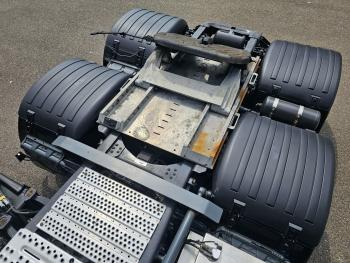 R450 6x2/4 / PUSHER / FULL-AIR