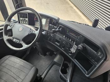 R450 6x2/4 / PUSHER / FULL-AIR