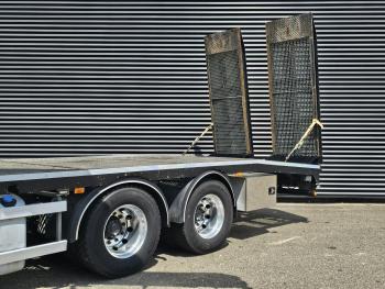 FH540 8X4 / HMF 28TM KRAN / CRANE / OPRIJ- MACHINETRANSPORT