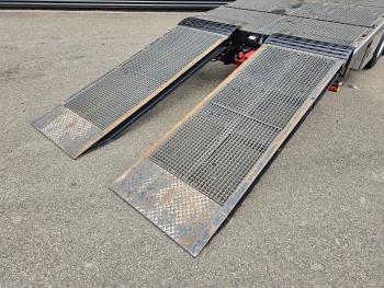 FH540 8X4 / HMF 28TM KRAN / CRANE / OPRIJ- MACHINETRANSPORT