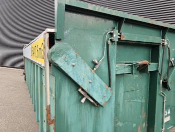 CONTAINER / MULTI-KLEPPEN