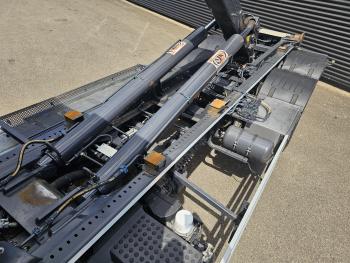 FMX 500 / 6X6 / AJK HOOKLIFT 20T / HUB REDUCTION