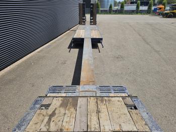 F-S43-1AAF / EXTENDABLE / HYDRAULIC RAMPS