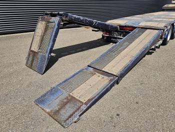 F-S43-1AAF / EXTENDABLE / HYDRAULIC RAMPS