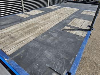 TV300LUE / 2 x UITSCHUIFBAAR / LIFTAS
