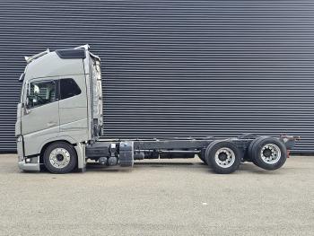 FH 16.650 6x2 / RETARDER / CHASSIS