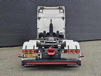 R580 V8 6x2 / HOOKLIFT / HAAKARM / ABROLKIPPER