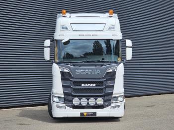 R580 / V8 / FULL AIR / 6X2 / RETARDER / BOOGIE