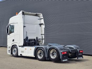 R580 / V8 / FULL AIR / 6X2 / RETARDER / BOOGIE