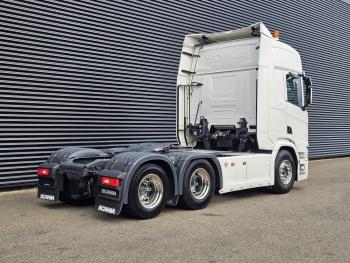 R580 / V8 / FULL AIR / 6X2 / RETARDER / BOOGIE
