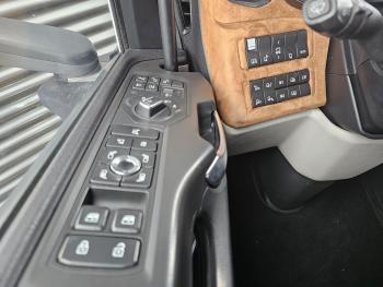 R580 / V8 / FULL AIR / 6X2 / RETARDER / BOOGIE