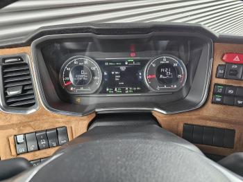 R580 / V8 / FULL AIR / 6X2 / RETARDER / BOOGIE