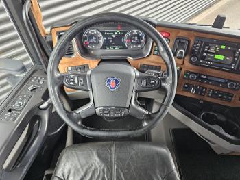 R580 / V8 / FULL AIR / 6X2 / RETARDER / BOOGIE