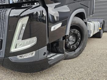 FM 440 / 4x2 / NL TRUCK / FULL AIR