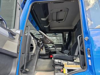 TGS 35.400 / 8x4-4 / CONTAINER SYSTEM / PALFINGER Z CRANE