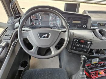 TGS 35.400 / 8x4-4 / CONTAINER SYSTEM / PALFINGER Z CRANE