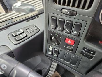 G440 / RETARDER / 8x4 / PALFINGER-EPSILON CRANE