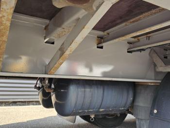 K324T / 3 AXLE / TWIST-LOCKS / 2 X LIFT AXLE