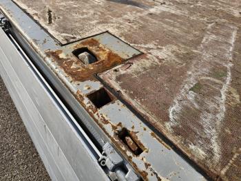 K324T / 3 AXLE / TWIST-LOCKS / 2 X LIFT AXLE